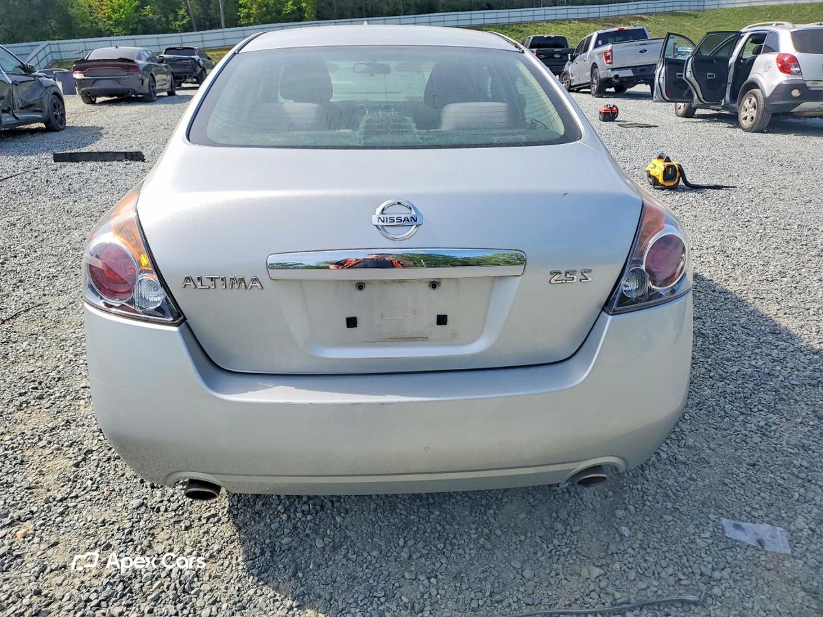 Nissan Altima 2008