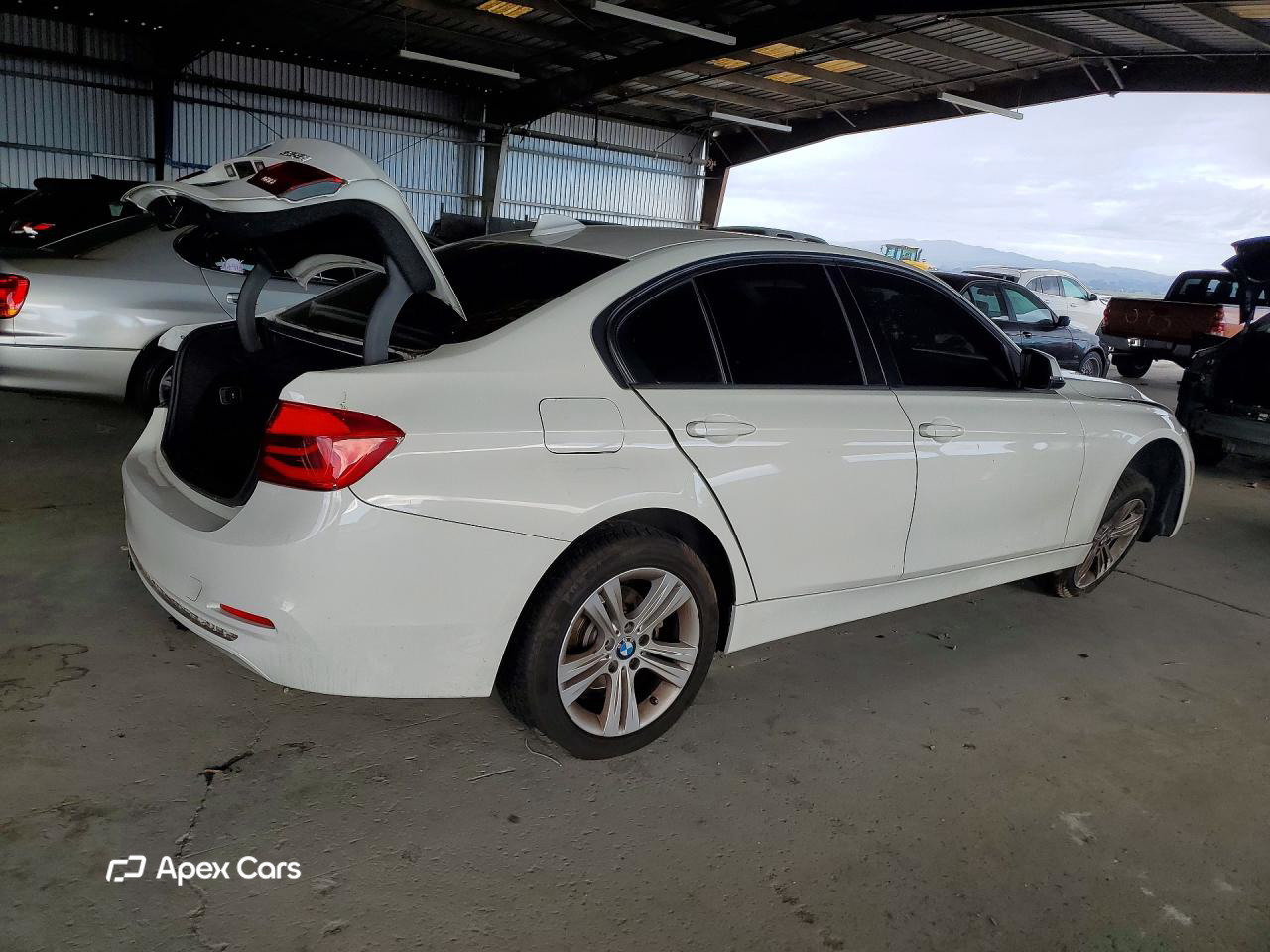 BMW Series 3 2016