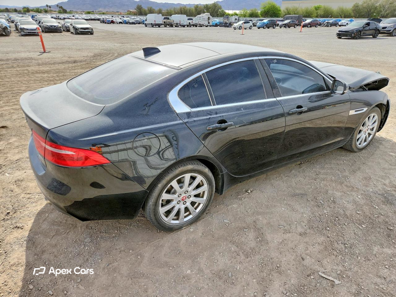Jaguar XE 2019
