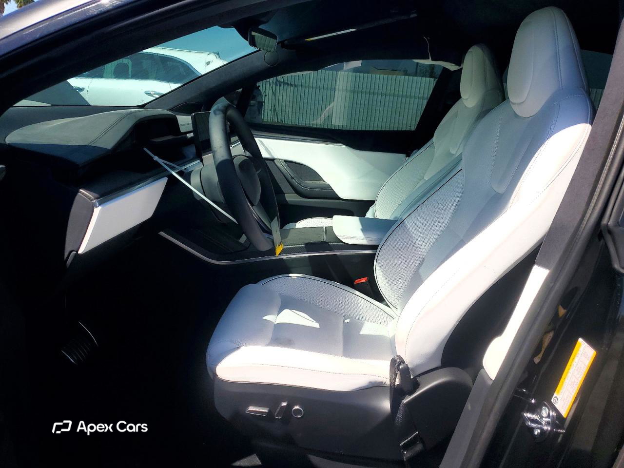 Tesla Model X 2025