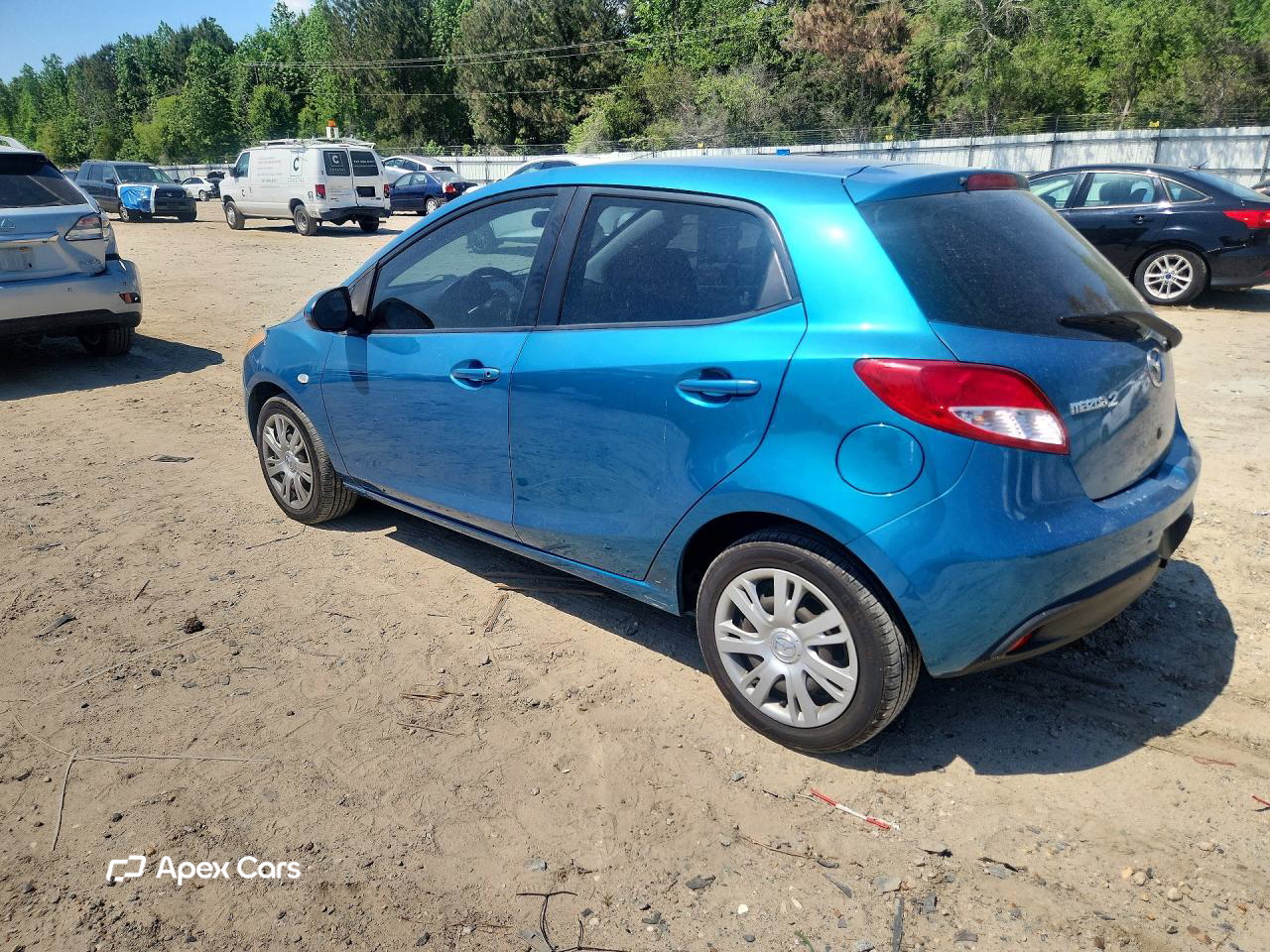 Mazda 2 2012