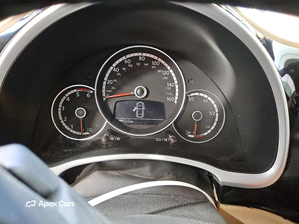 Volkswagen Beetle 2014