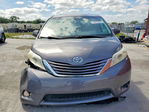 Toyota Sienna 2015