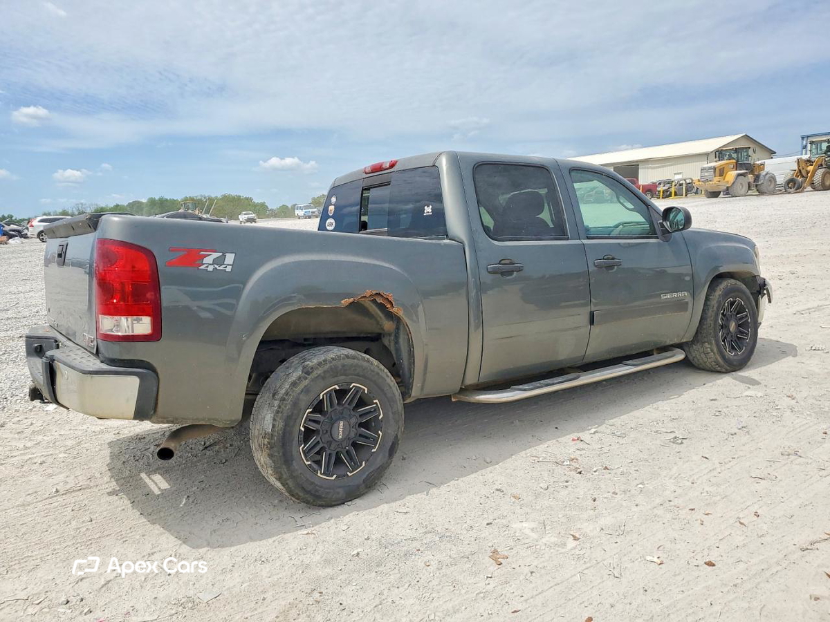 GMC Sierra 2011
