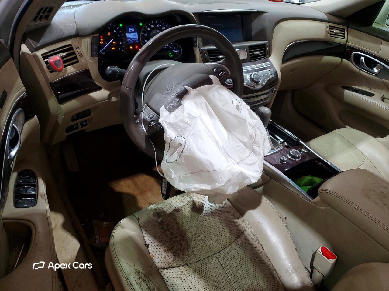 Infiniti M 2012