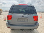 Toyota Sequoia 2004