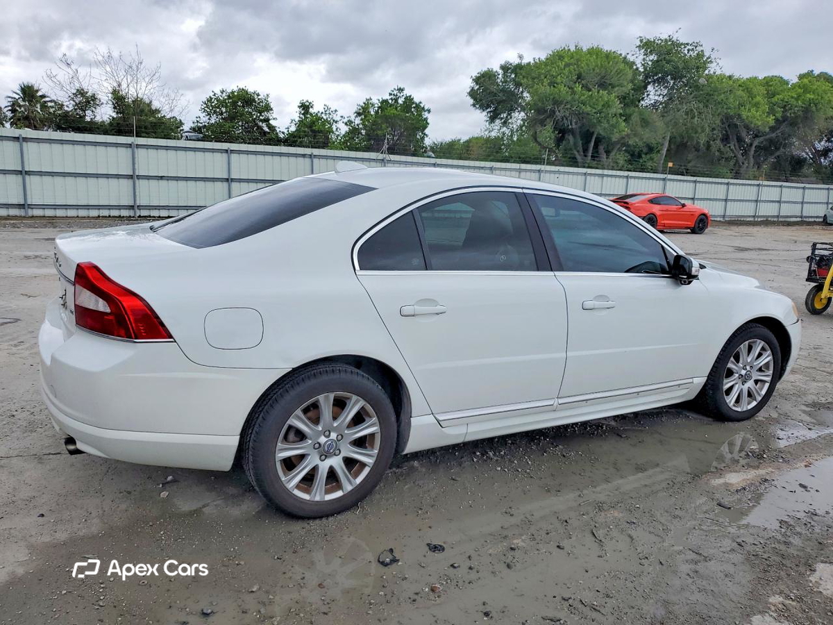 Volvo S80 2010