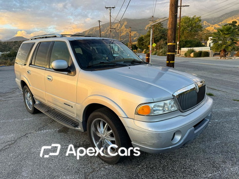 Lincoln Navigator 2000 - Image 1 of 9