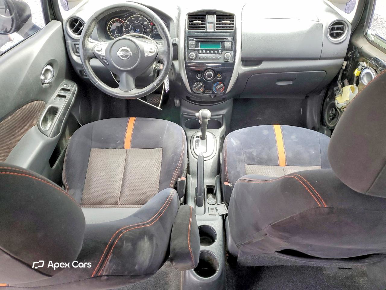 Nissan Versa 2015