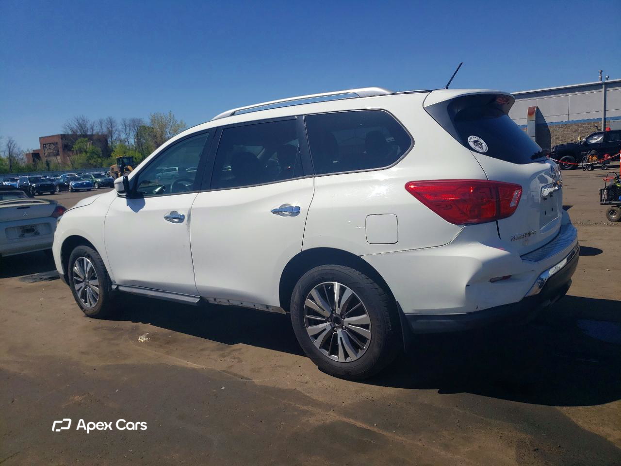 Nissan Pathfinder 2017