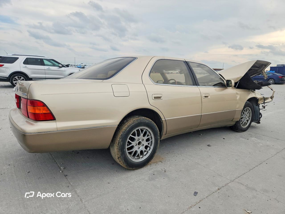 Lexus LS 1999