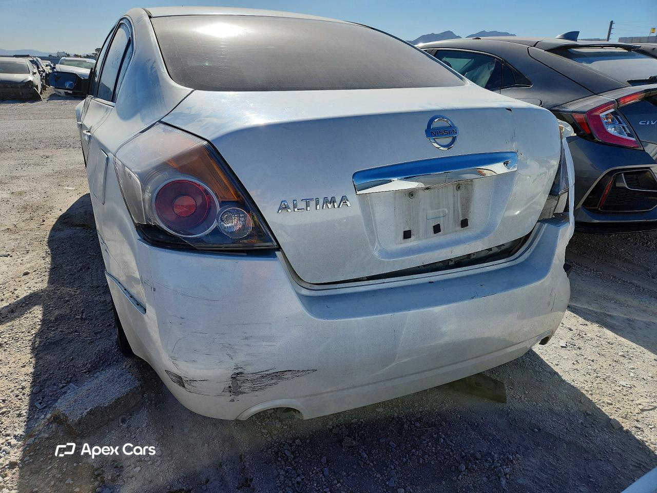 Nissan Altima 2010