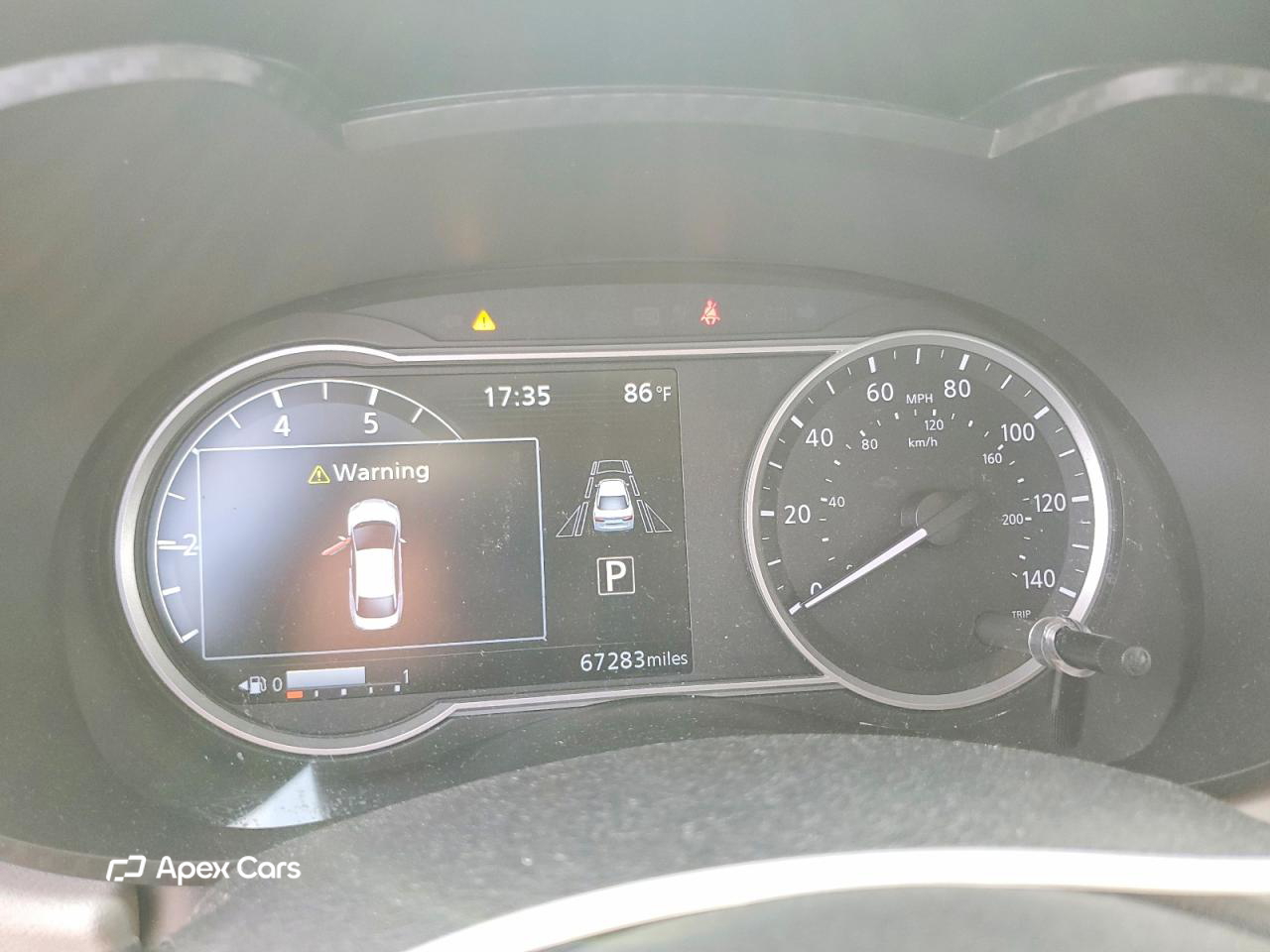 Nissan Versa 2021