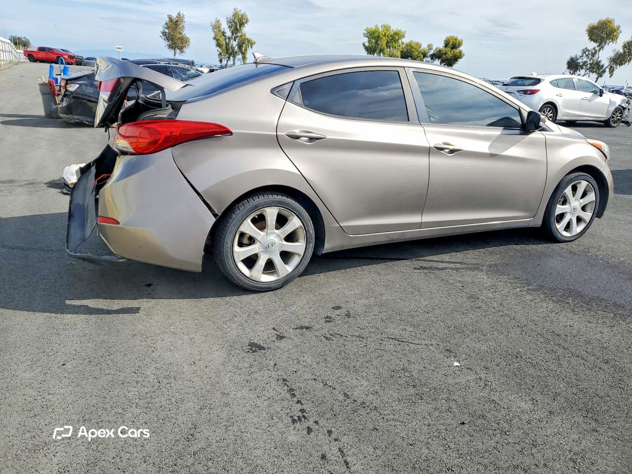 Hyundai Elantra 2012