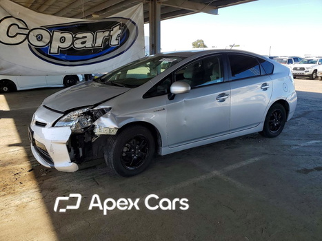 Toyota Prius 2015 - Image 1 of 12