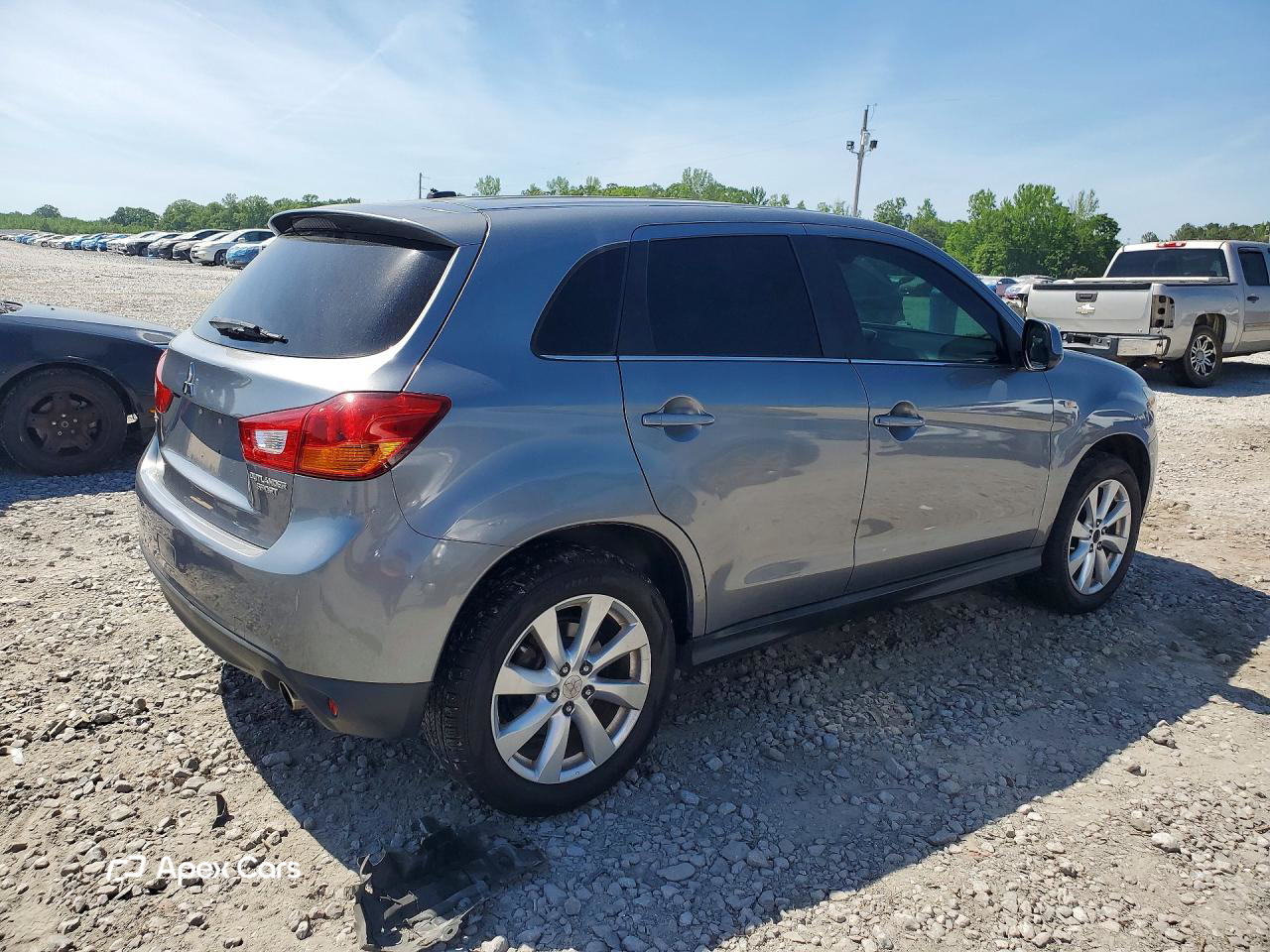Mitsubishi Outlander 2015