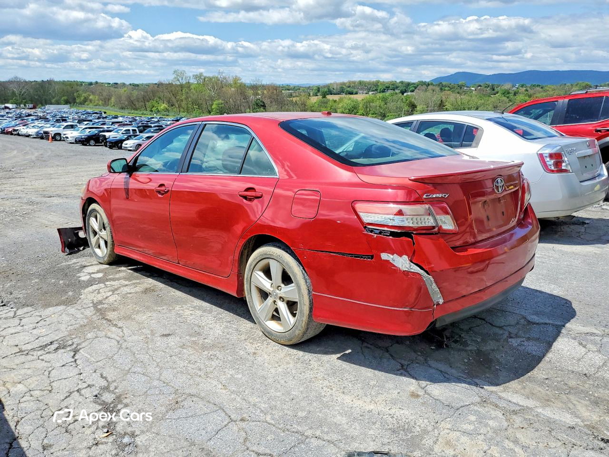 Toyota Camry 2011