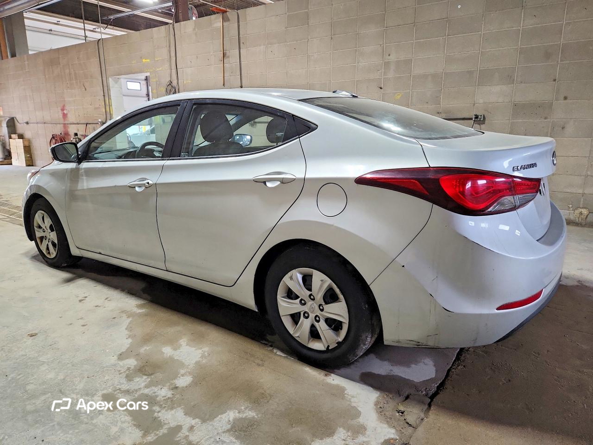 Hyundai Elantra 2016