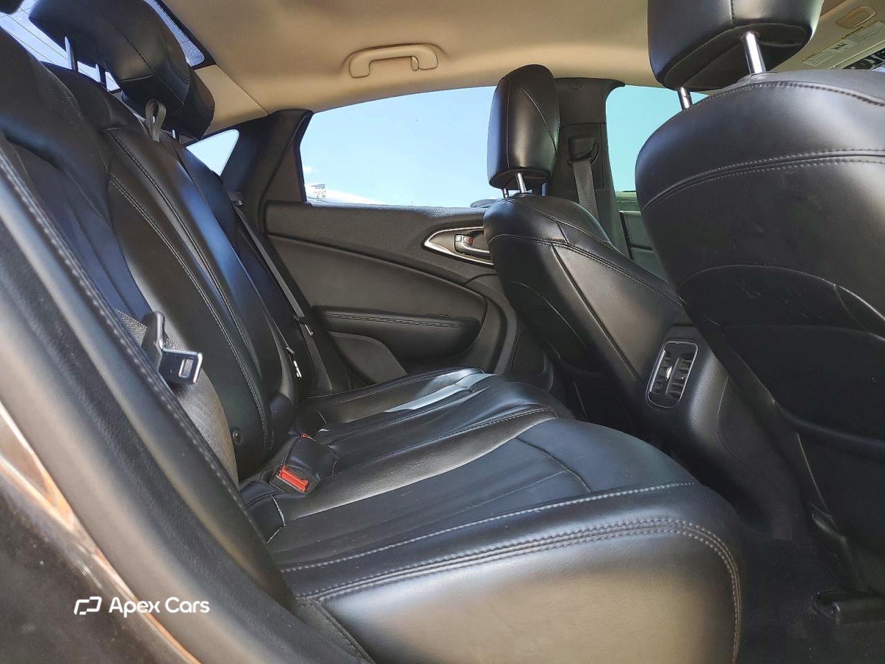 Chrysler 200 2016