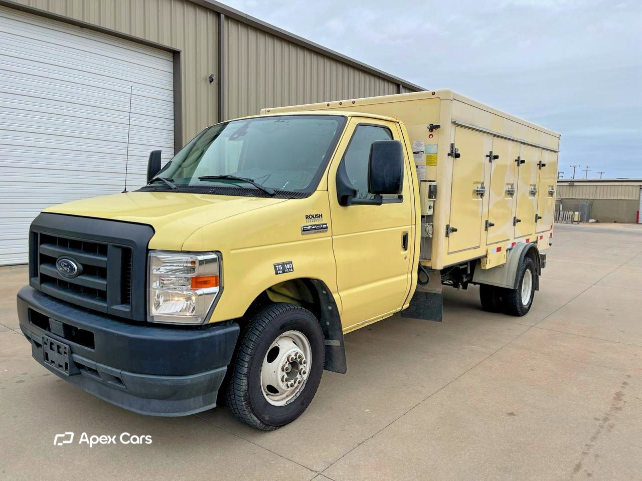 Ford Econoline 2021
