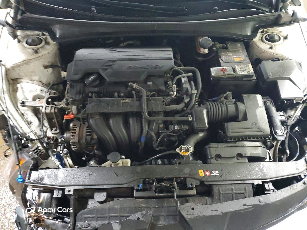 Hyundai Elantra 2022