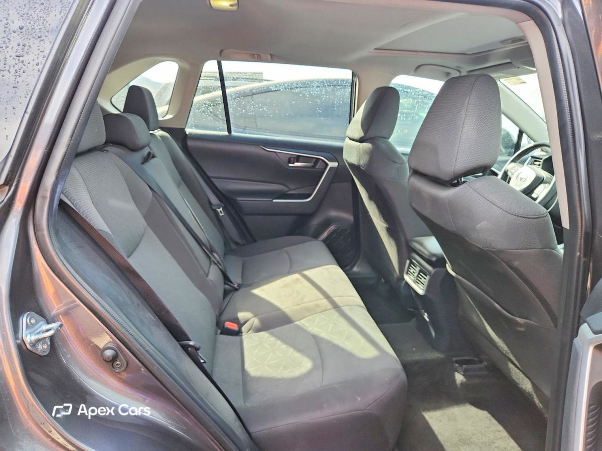 Toyota RAV 4 2025