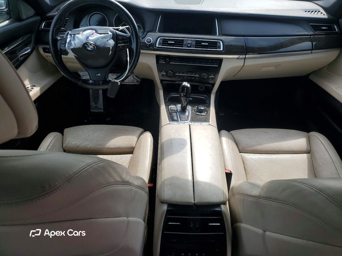 BMW Series 7 2013