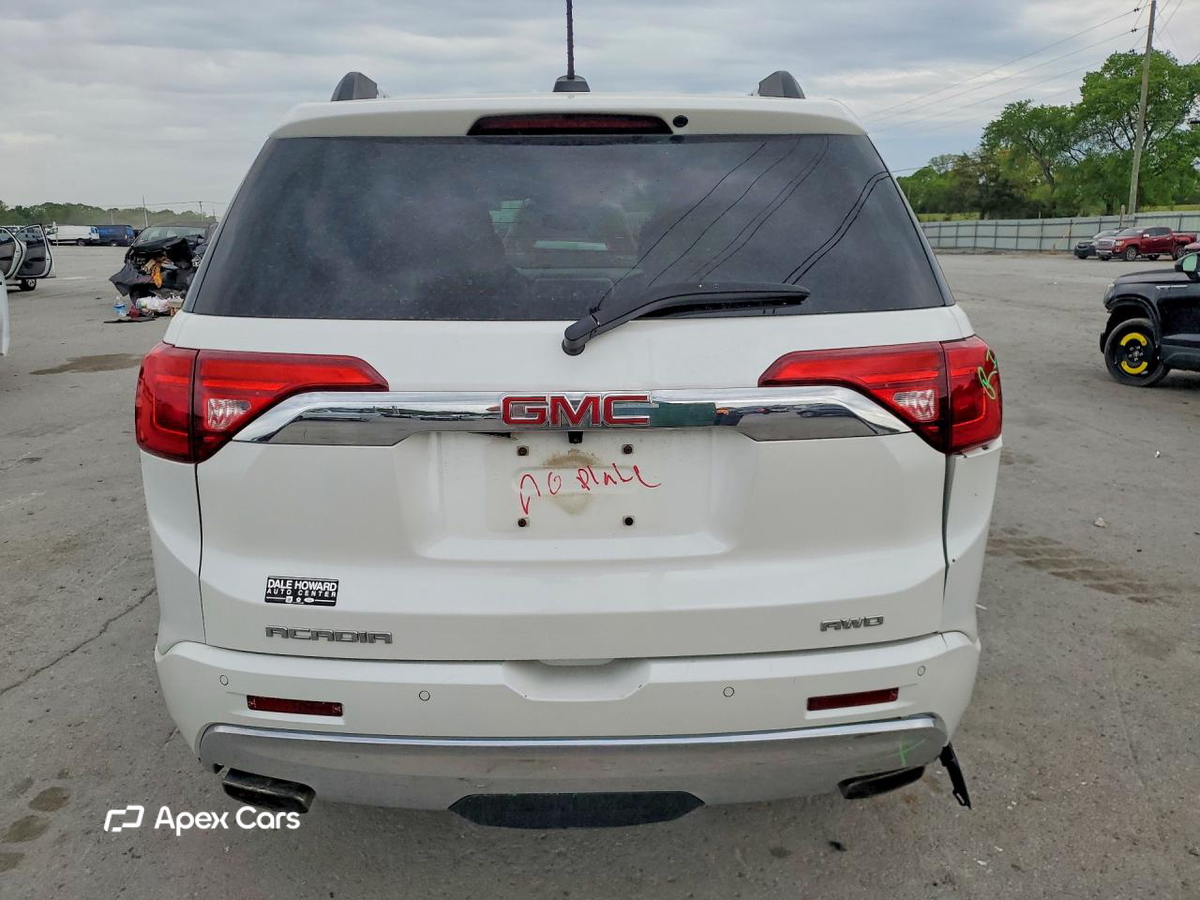 GMC Acadia 2017