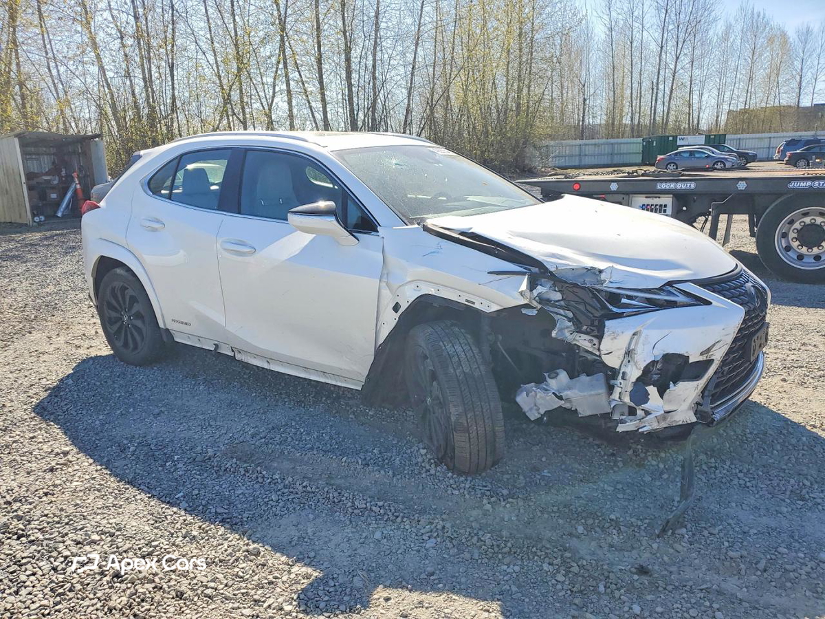 Lexus UX 2022