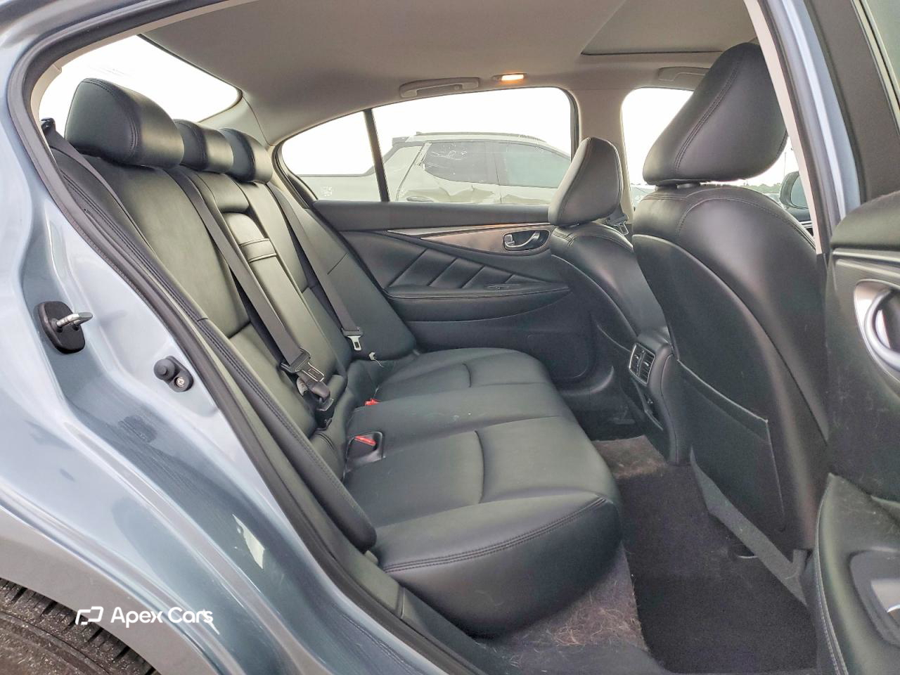 Infiniti Q50 2015