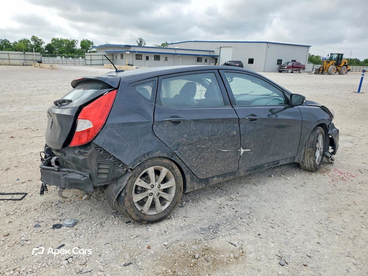 Hyundai Accent 2013