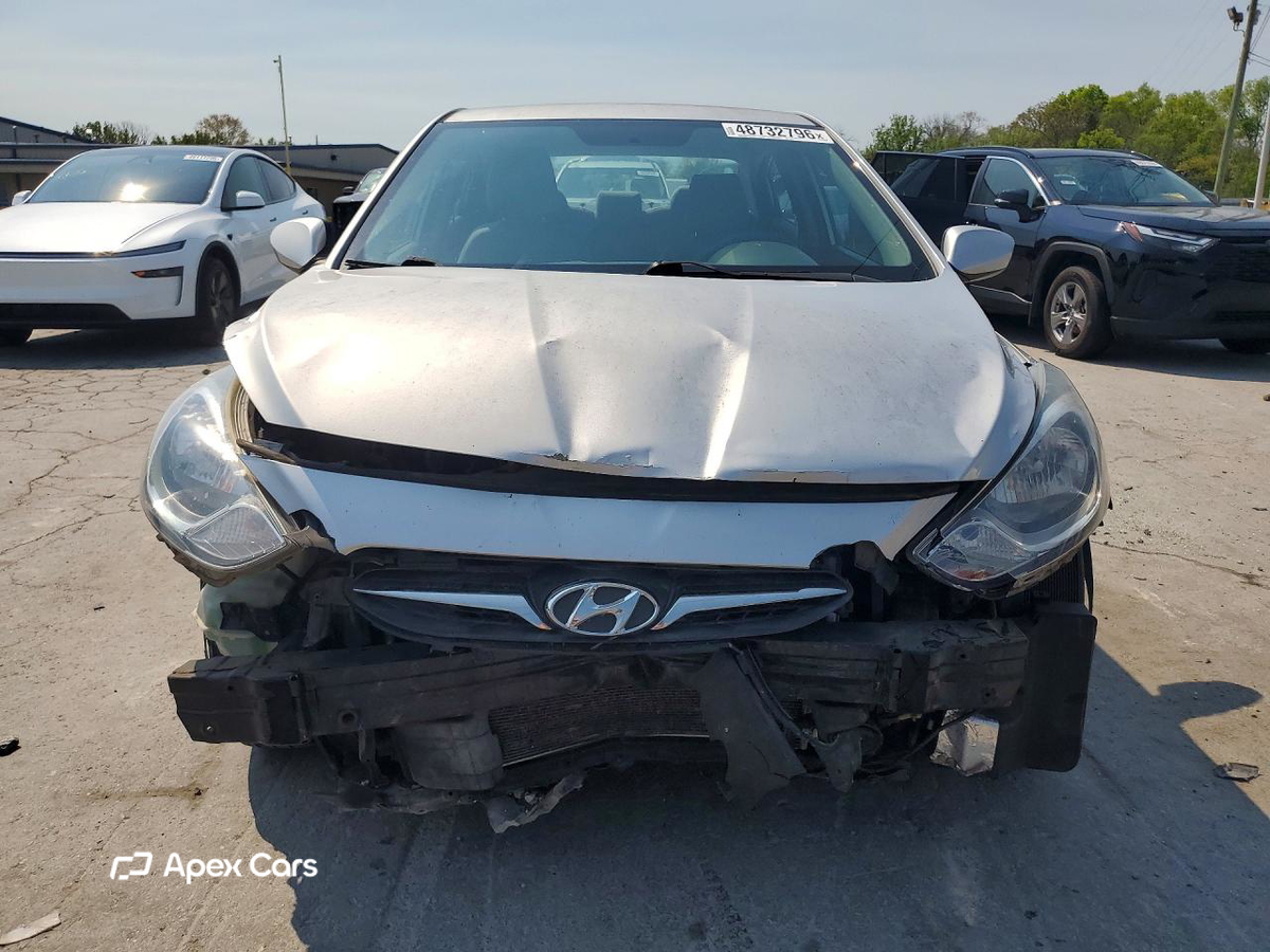 Hyundai Accent 2014