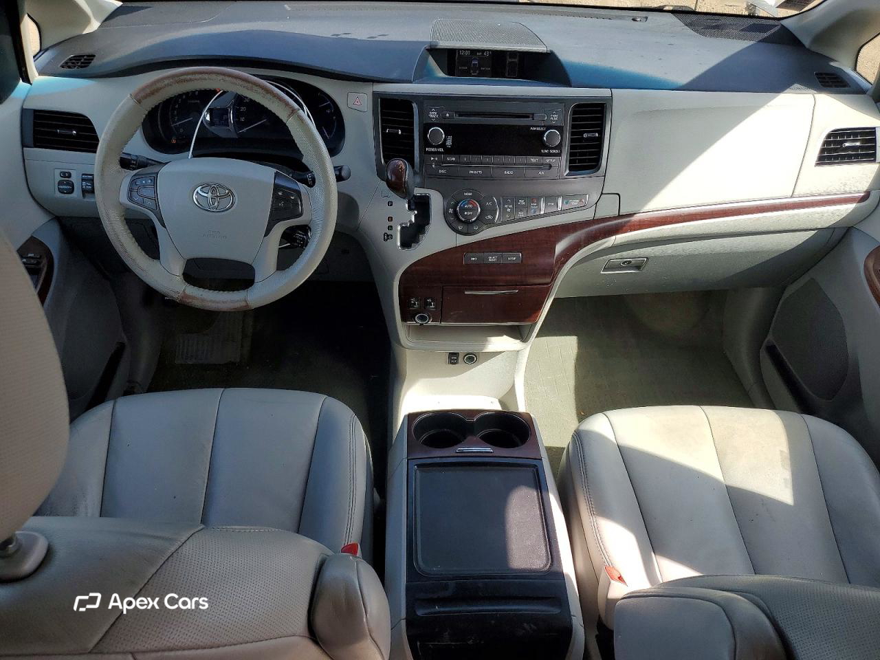 Toyota Sienna 2012