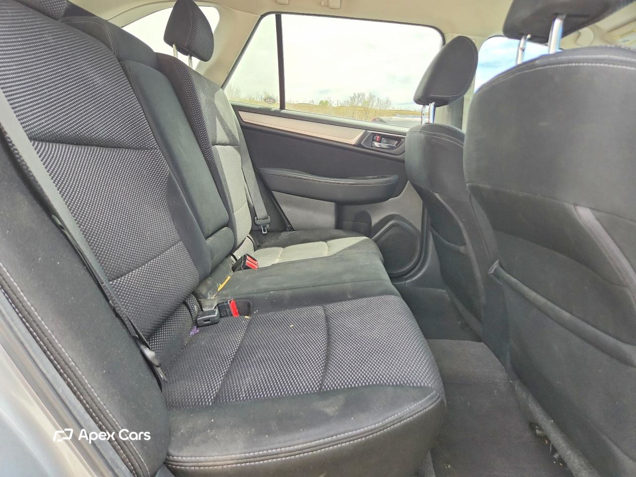 Subaru Outback 2016