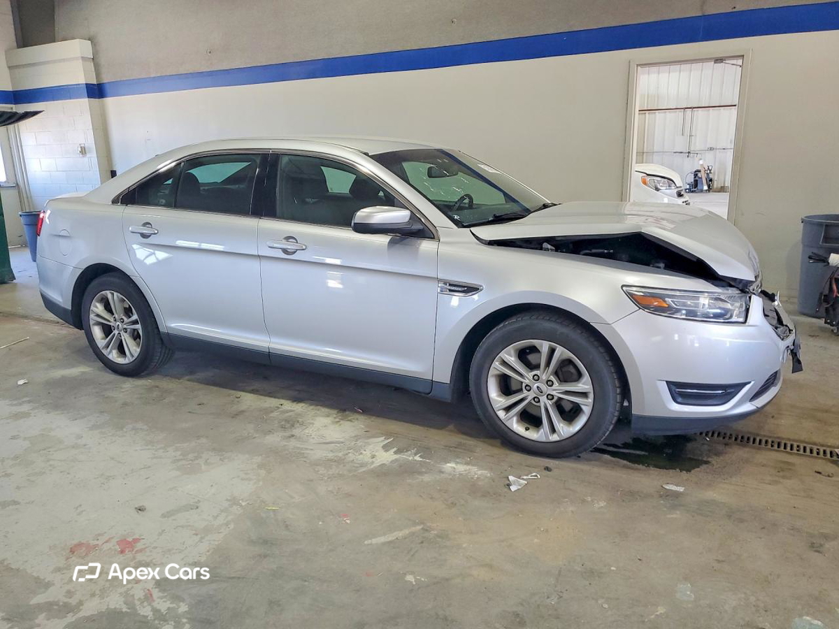 Ford Taurus 2016