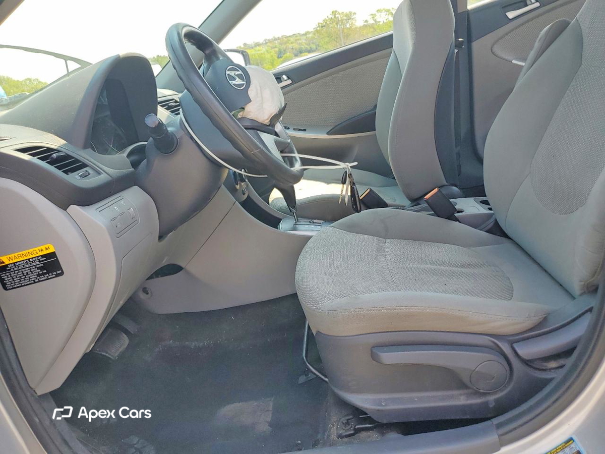 Hyundai Accent 2014