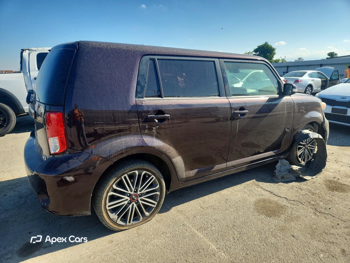 Scion xB 2012