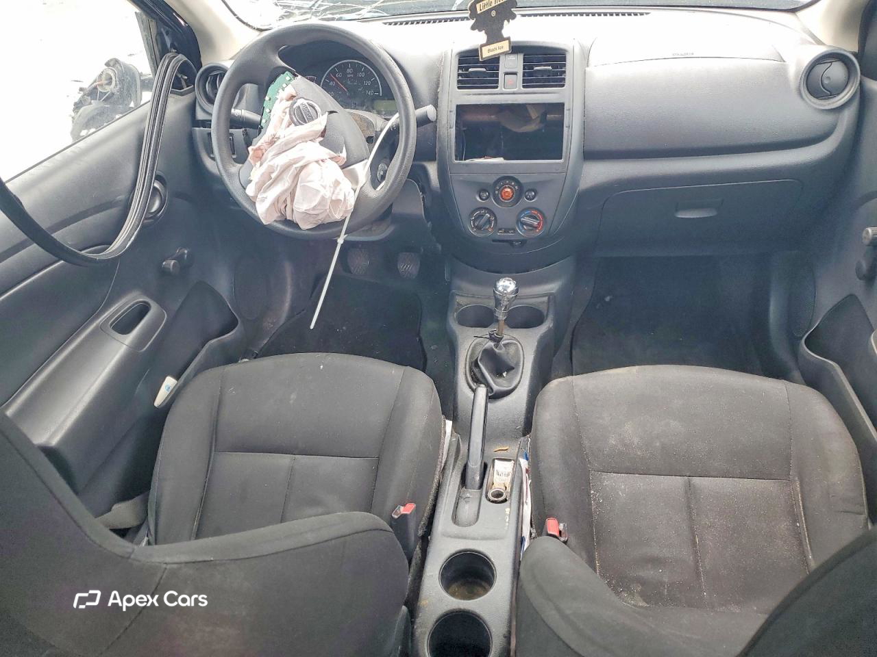 Nissan Versa 2016