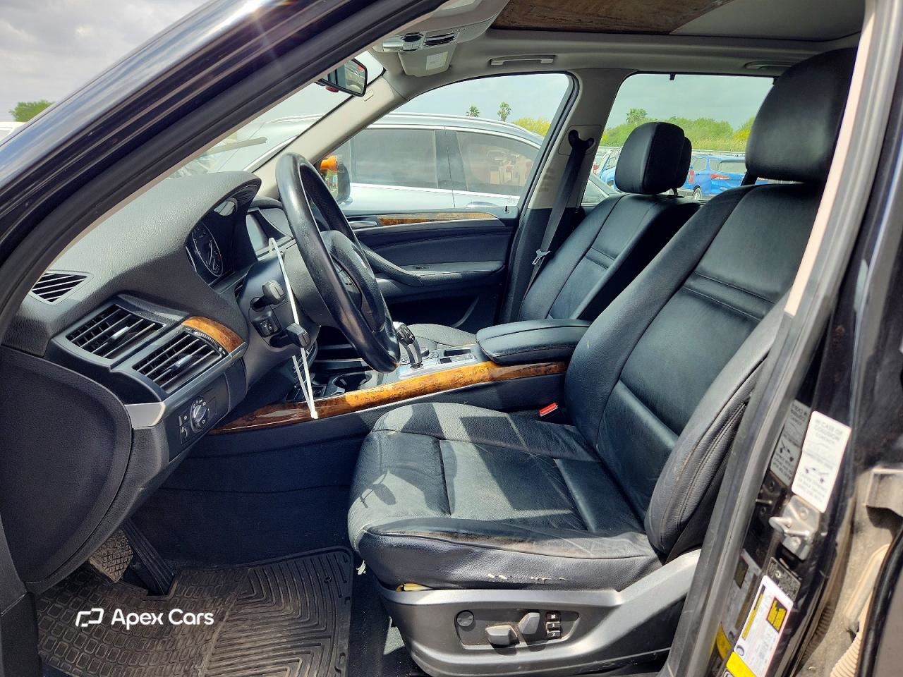 BMW X5 2011