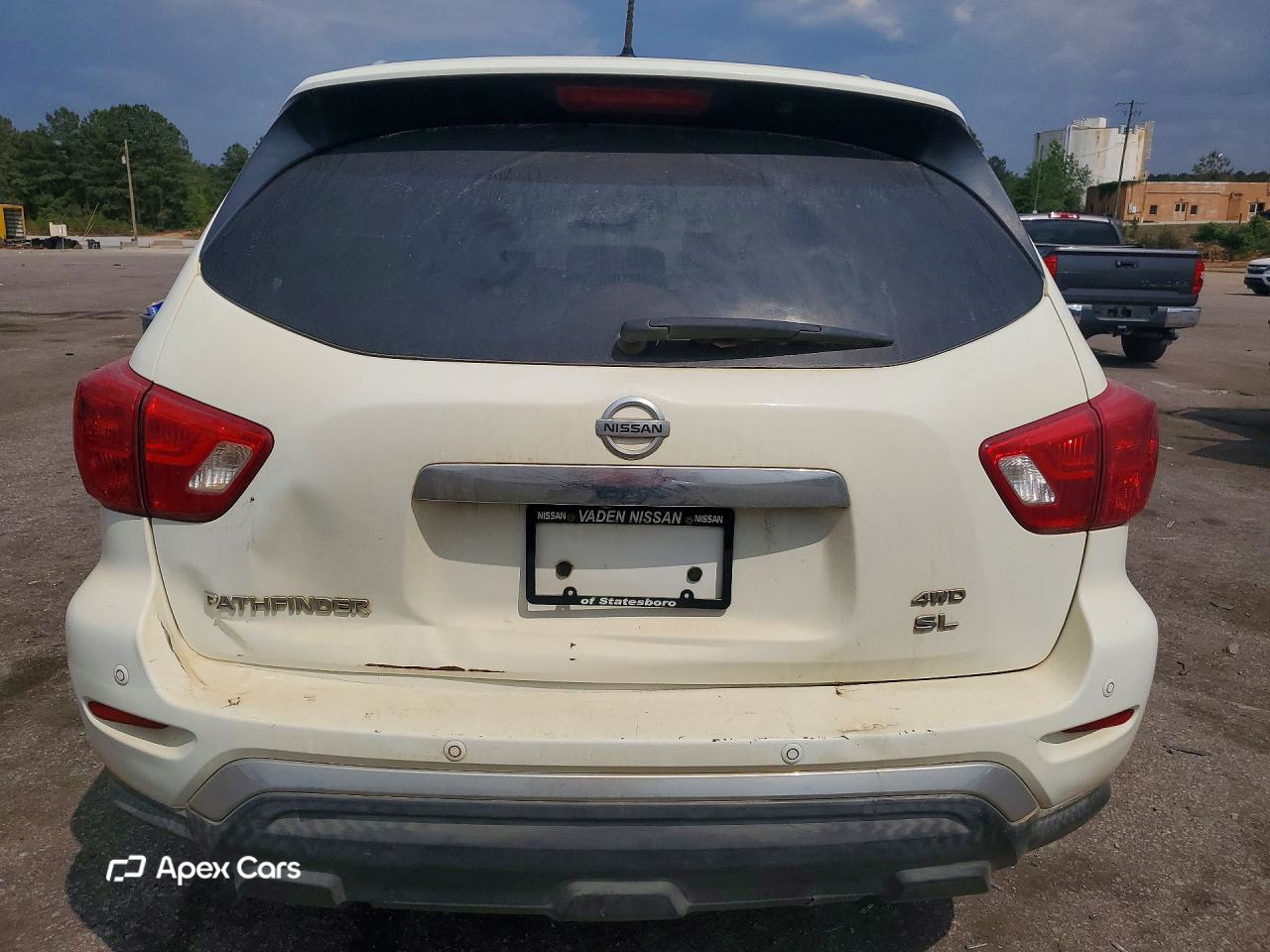 Nissan Pathfinder 2018
