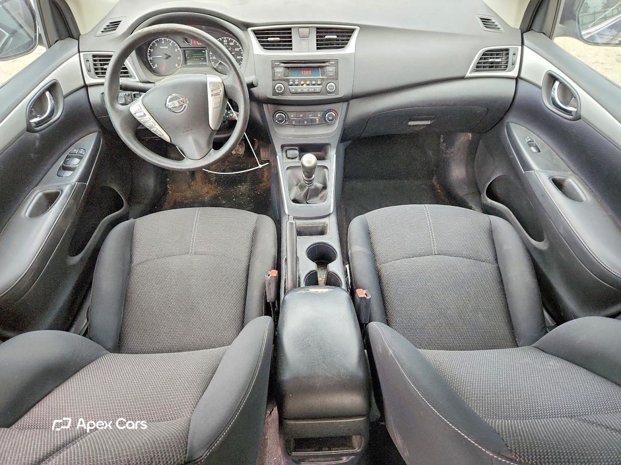 Nissan Sentra 2016