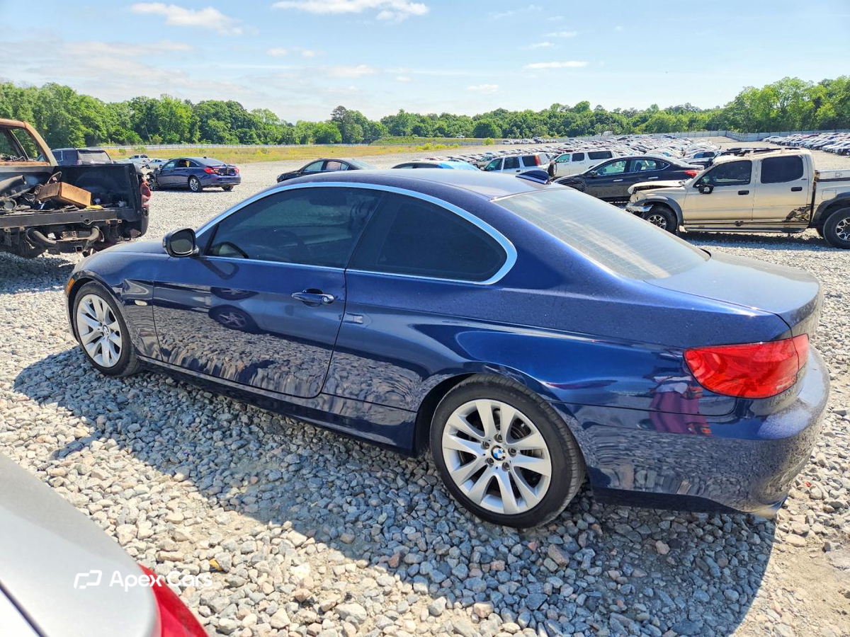 BMW Series 3 2012