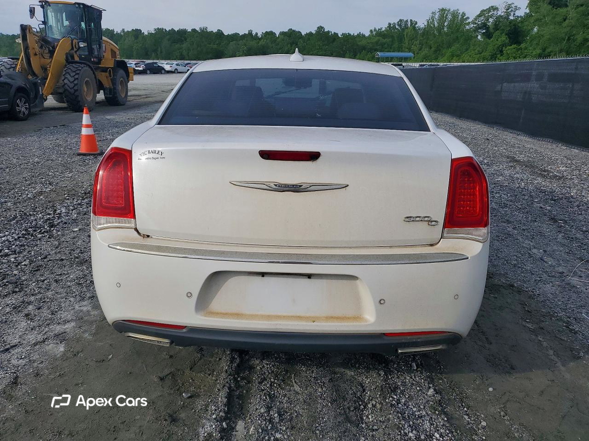 Chrysler 300 2016