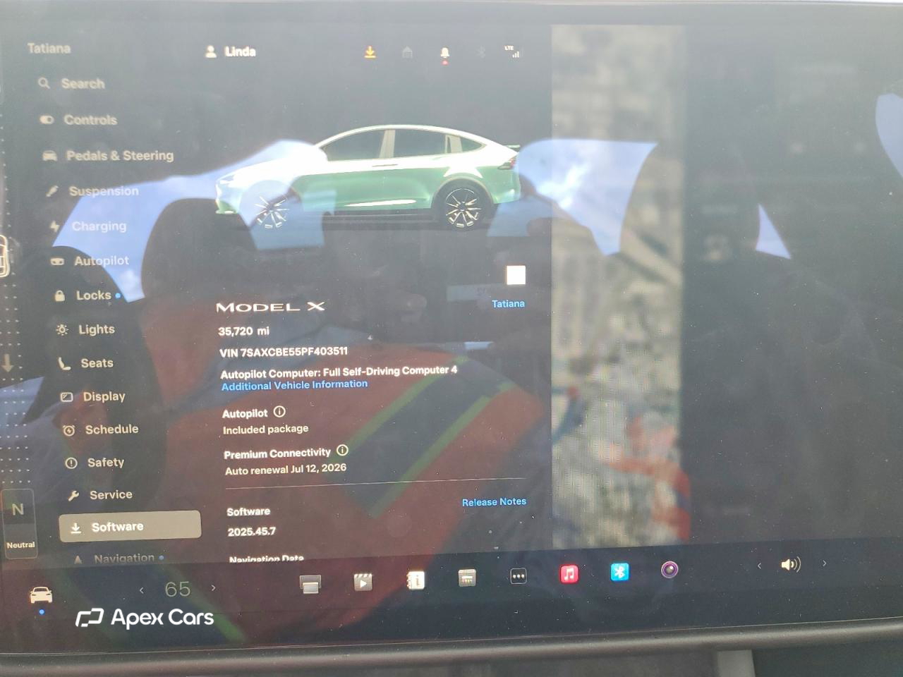Tesla Model X 2023