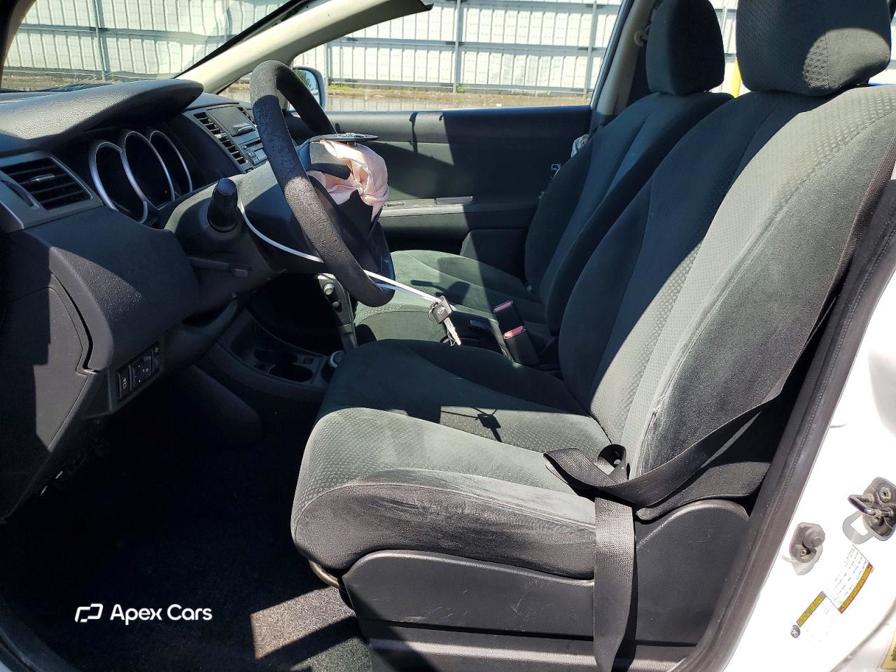 Nissan Versa 2012