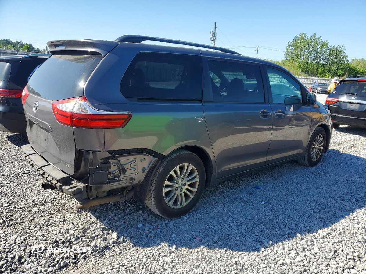 Toyota Sienna 2015