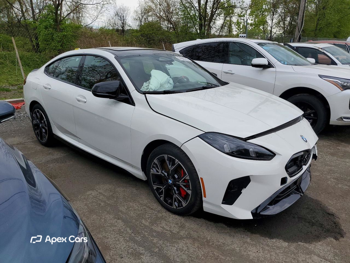 BMW M2 2025