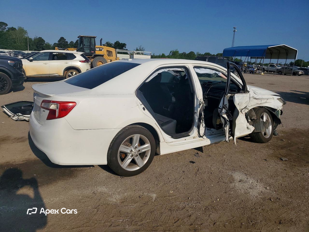 Toyota Camry 2012