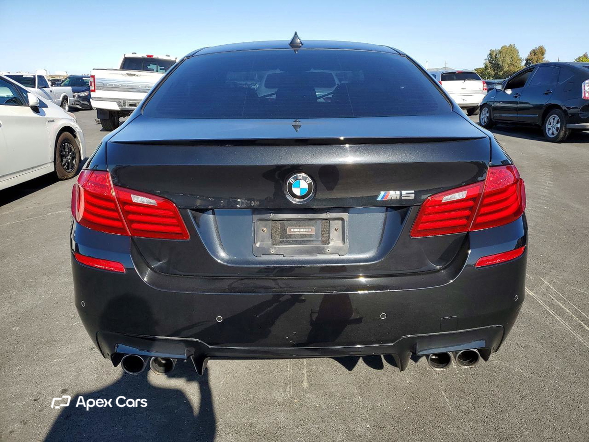 BMW M5 2014