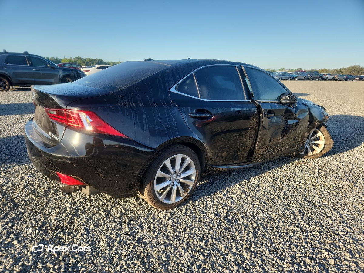 Lexus IS 2015